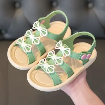 Сандалии для детей и девочек 2023 года, новые простые сандалии принцессы с нескользящей мягкой подошвой и бантом, детская обувь