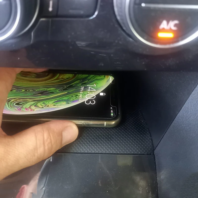 Для Volkswagen Tiguan MK2 Allspace Tharu 2017-202115 Вт автомобильное QI беспроводное зарядное устройство быстрое зарядное устройство держатель телефона аксессуары для iPhone 8